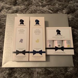 Noodle & Boo Set (Shampoo, Lotion, Care Kit)